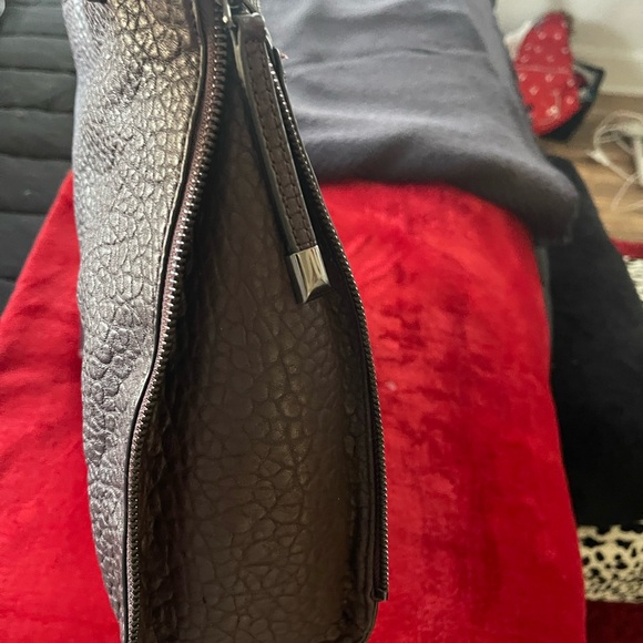 Vince camuto tote/handbag
NEVER USED - Picture 3 of 5